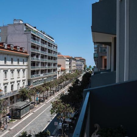Milu Luxury Apartment Pescara Exterior photo